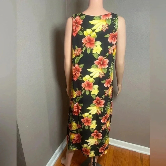 Hilo Hattie The Hawaiian Original Floral Fruit Pineapple Sleeveless Dress Medium - Picture 3 of 8